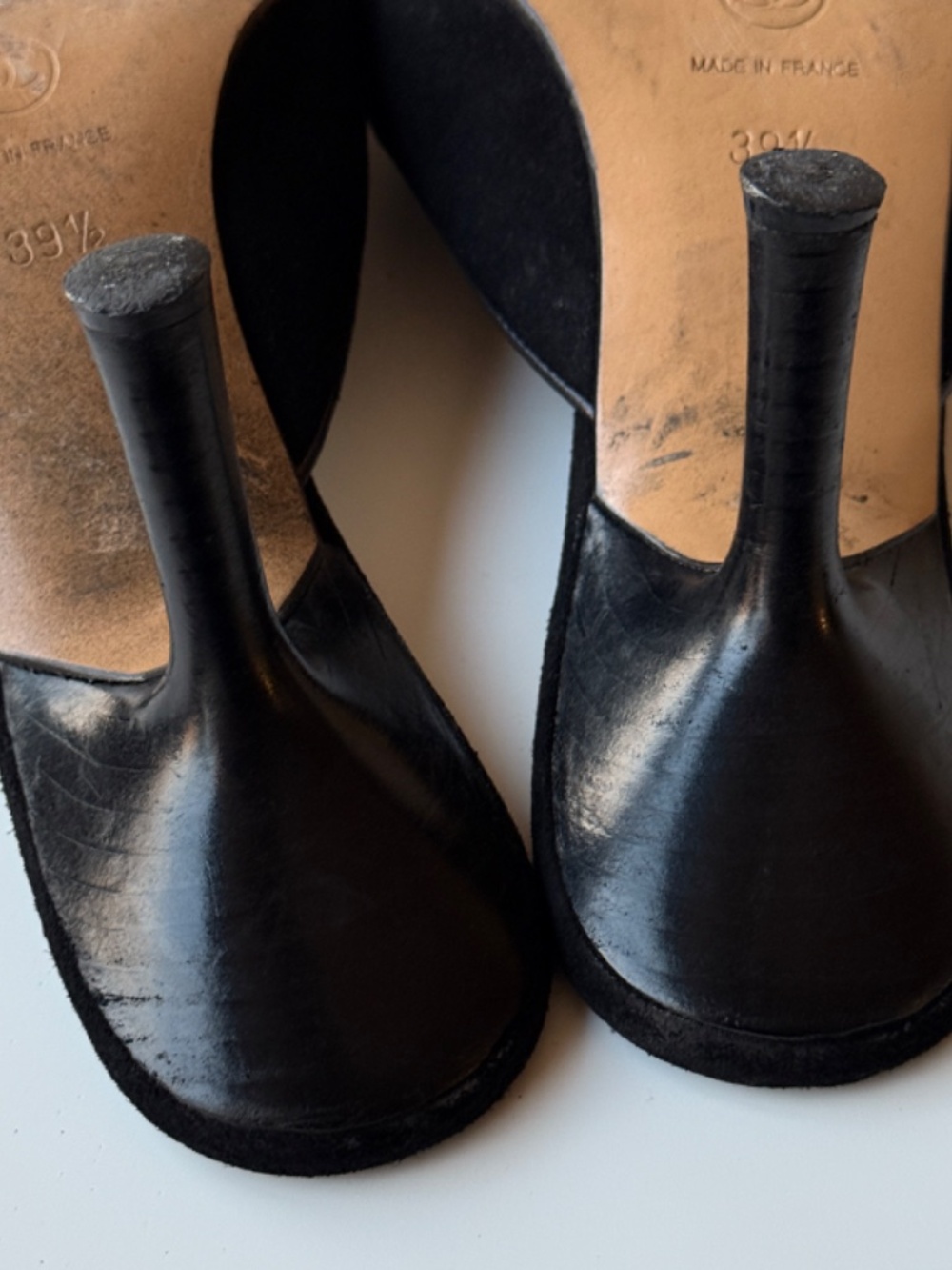 CHANEL vintage black suede mules, EU 39.5 / US 9, 3.5’’ heel - Picture 14 of 15